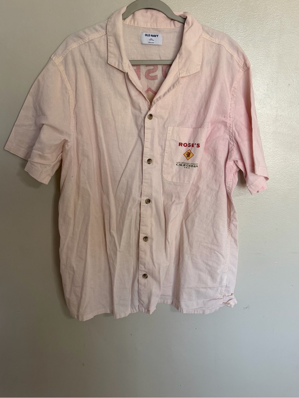 Old Navy Men's Light Pink Short-Sleeve Button-Up Shirt